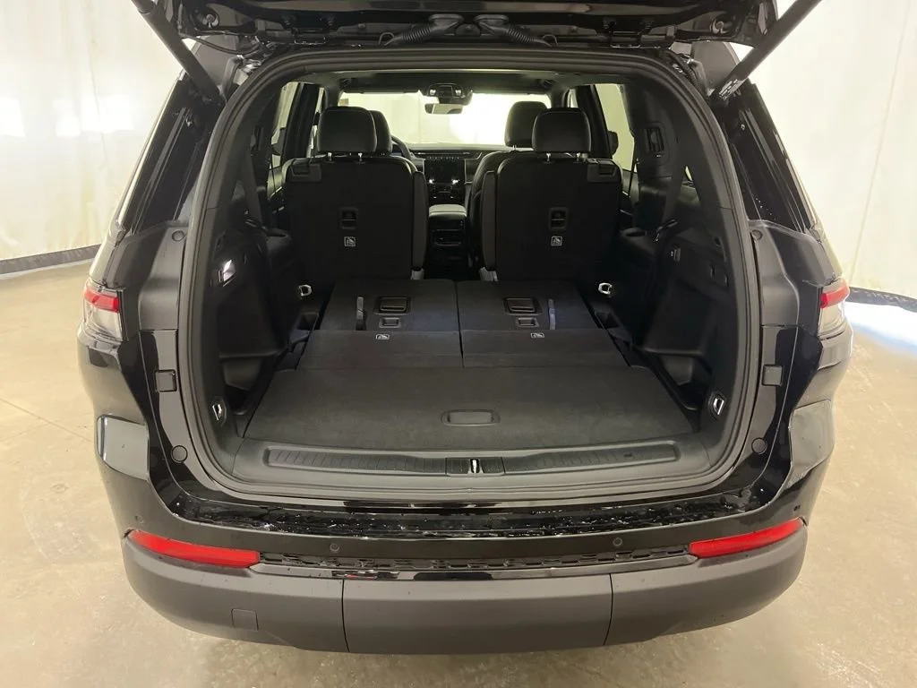 2025 Jeep Grand Cherokee L Altitude - Photo 16