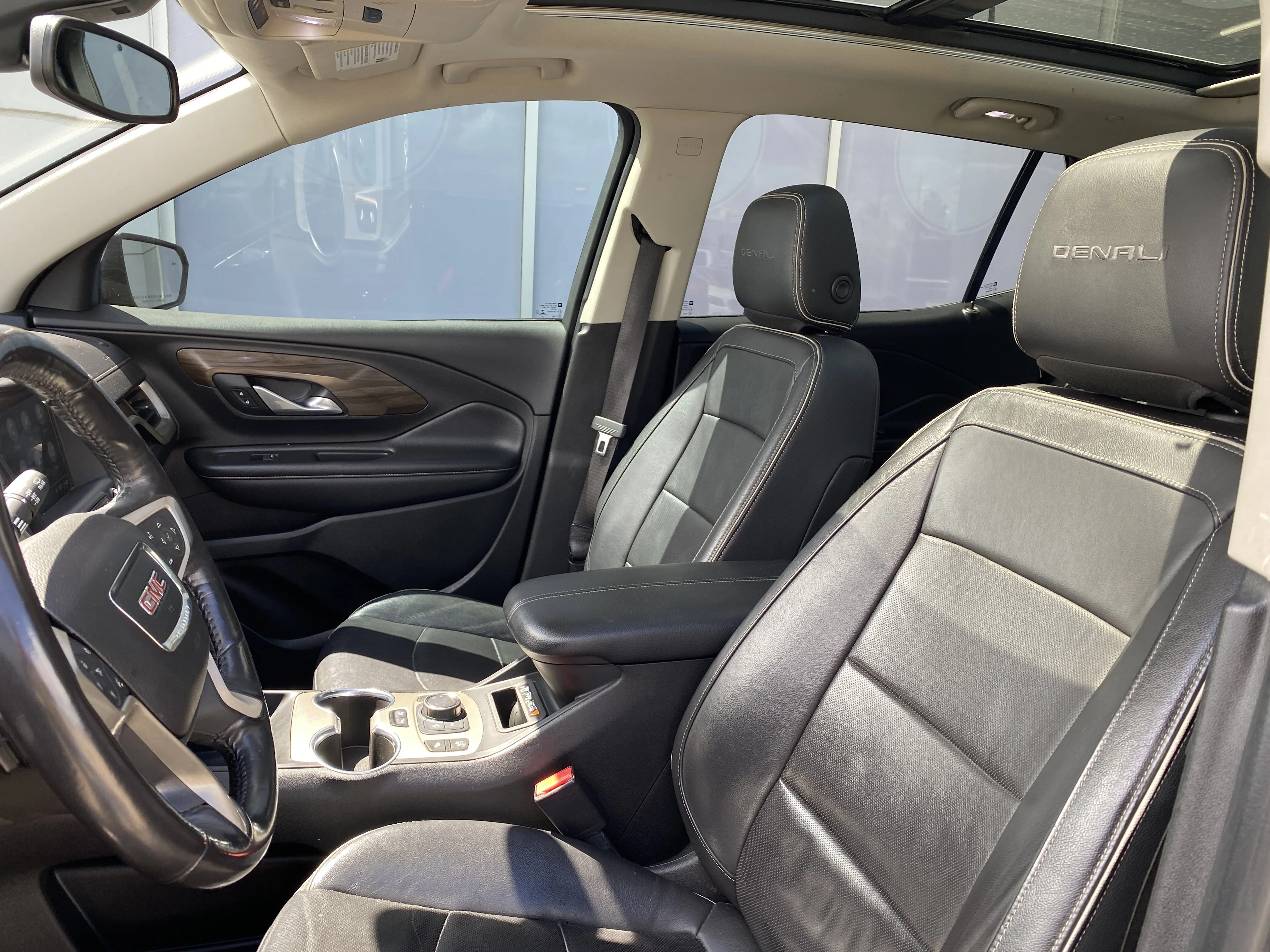 Used 2018 Black GMC Denali AWD image 8