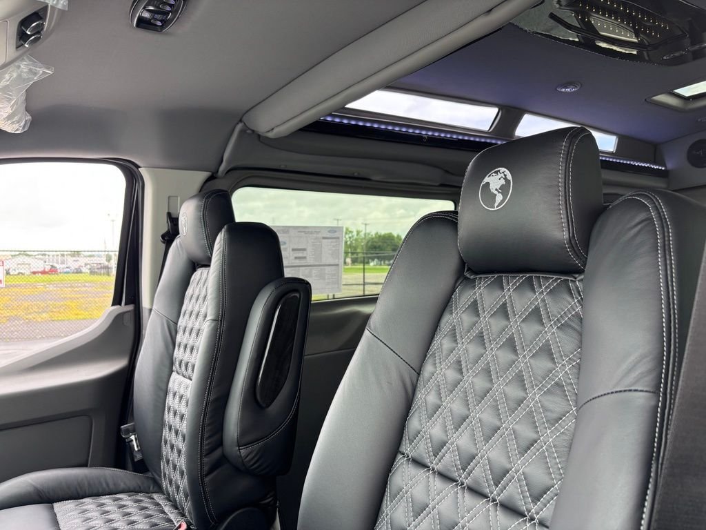 New 2026 Black Ford Explorer Limited SE image 18