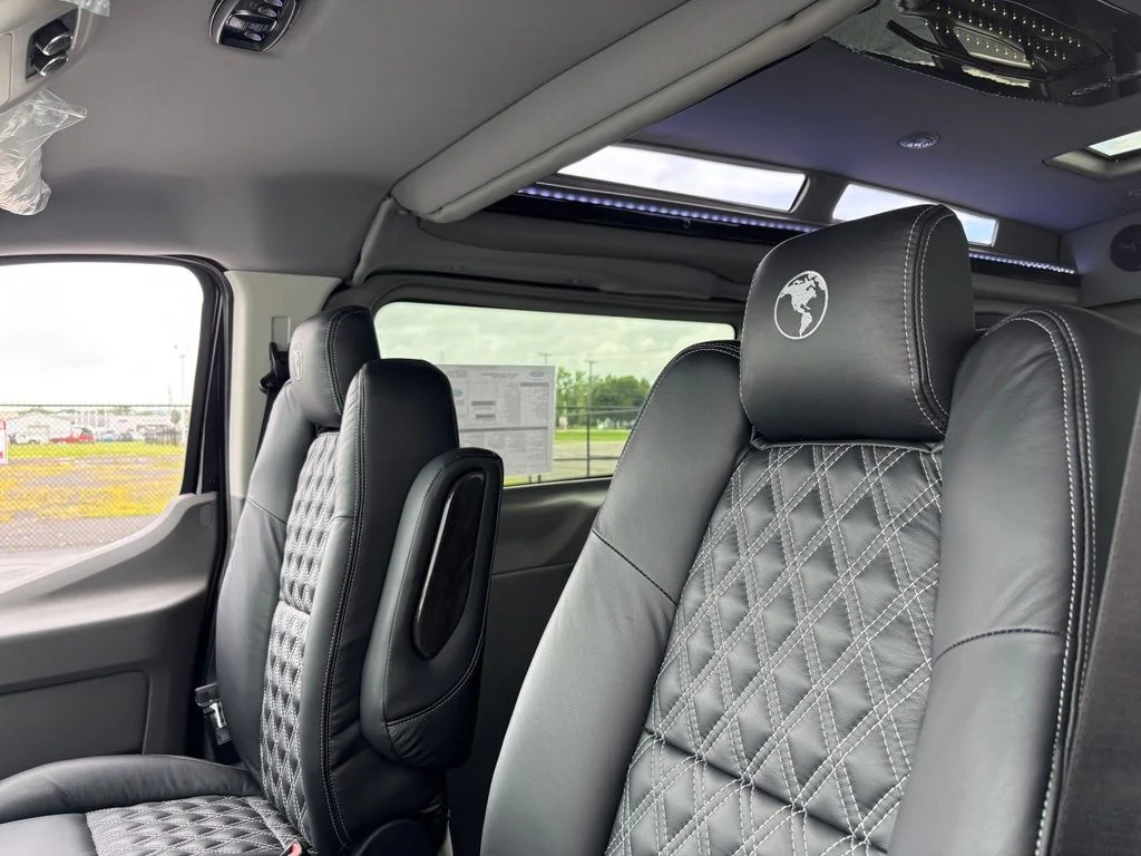 New 2026 Black Ford Explorer Limited SE image 18
