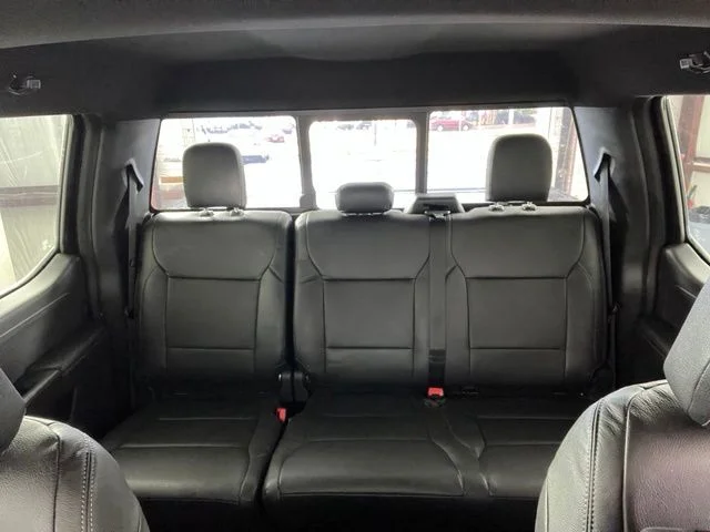 Used 2024 Black Ford XLT image 30