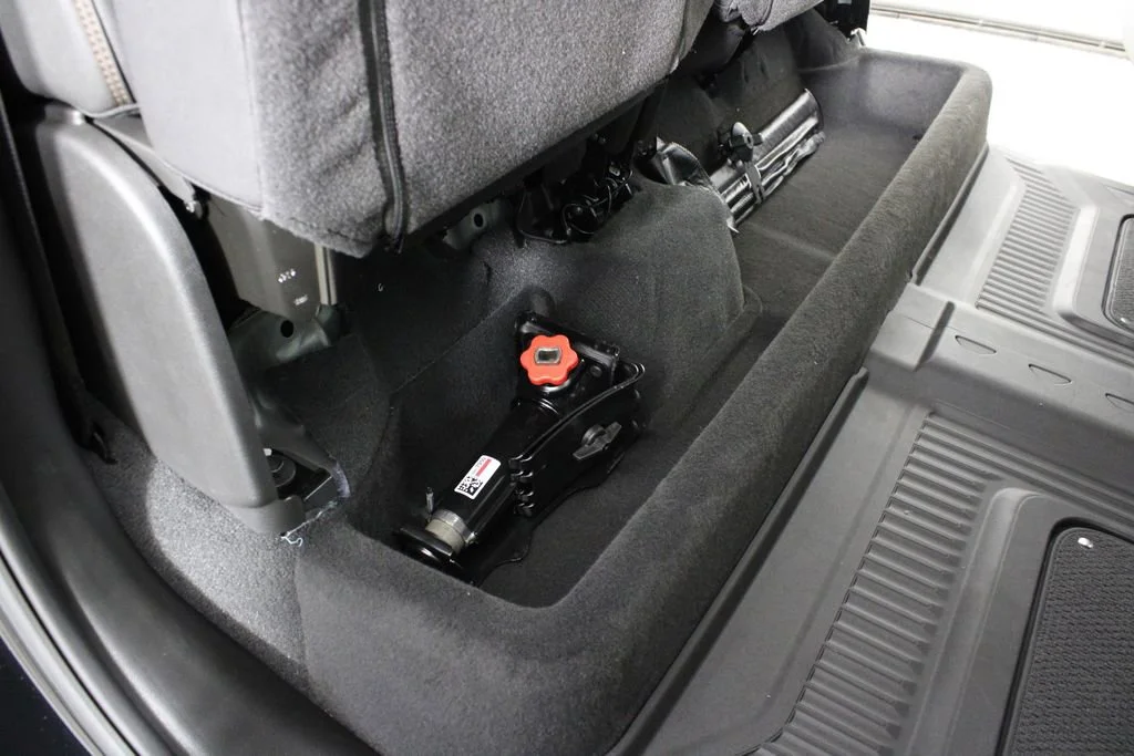 2026 GMC Sierra 1500 AT4 - Photo 15