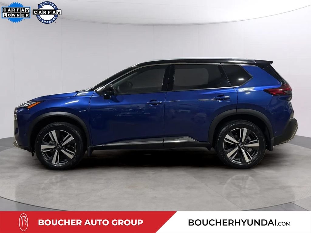 Used 2021 Caspian Blue Metallic/Super Black Nissan Platinum image 5