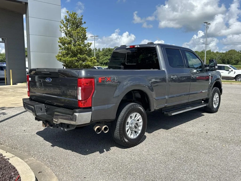 Certified Used 2020 Magnetic Metallic Ford XLT image 7