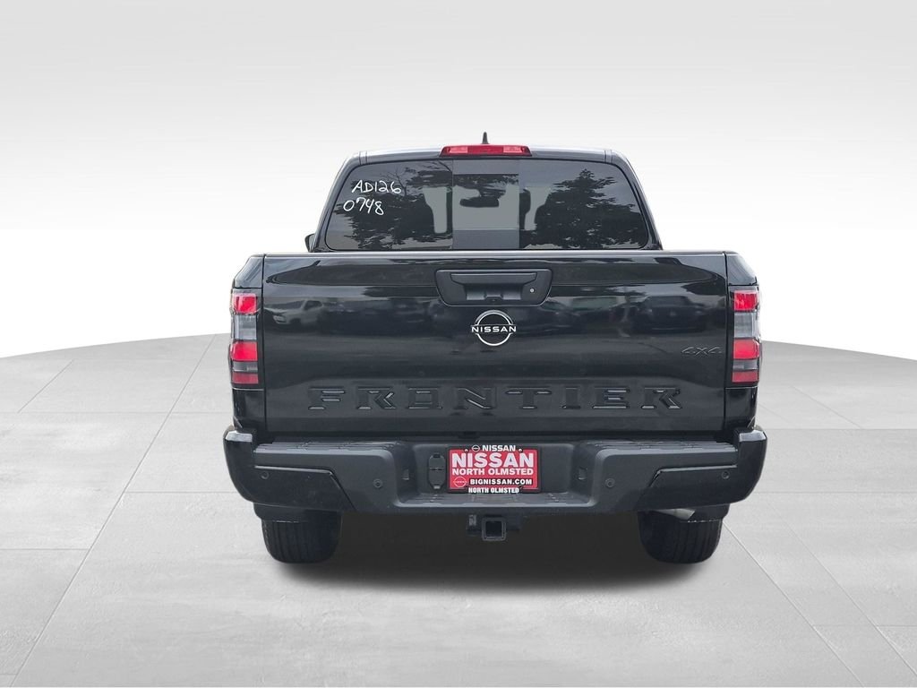 New 2026 Super Black Nissan Crew Cab SV image 11