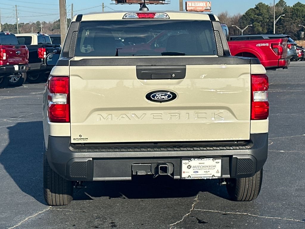 New 2025 Desert Sand Ford XLT image 6
