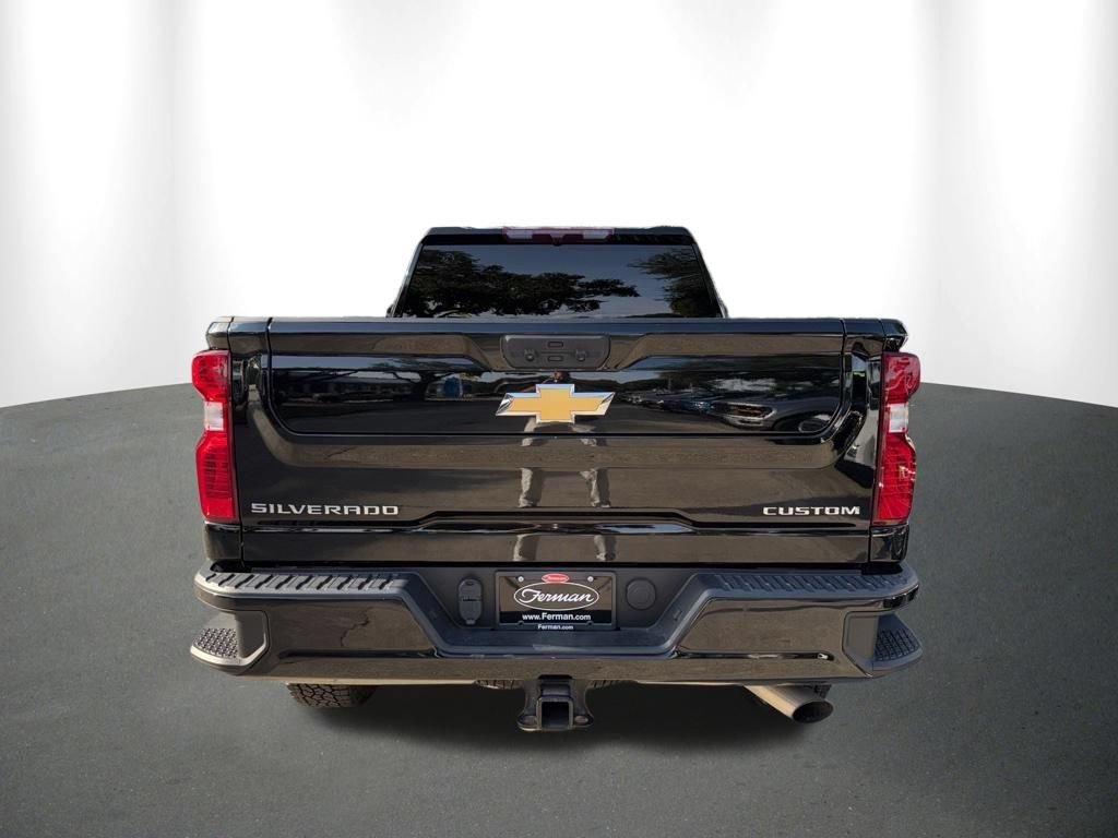 Used 2023 Black Chevrolet Custom image 52