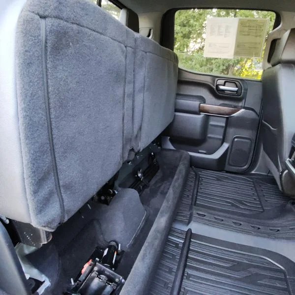 Used 2021 Silver GMC SLT Pickup 4D 5 3/4 ft image 42
