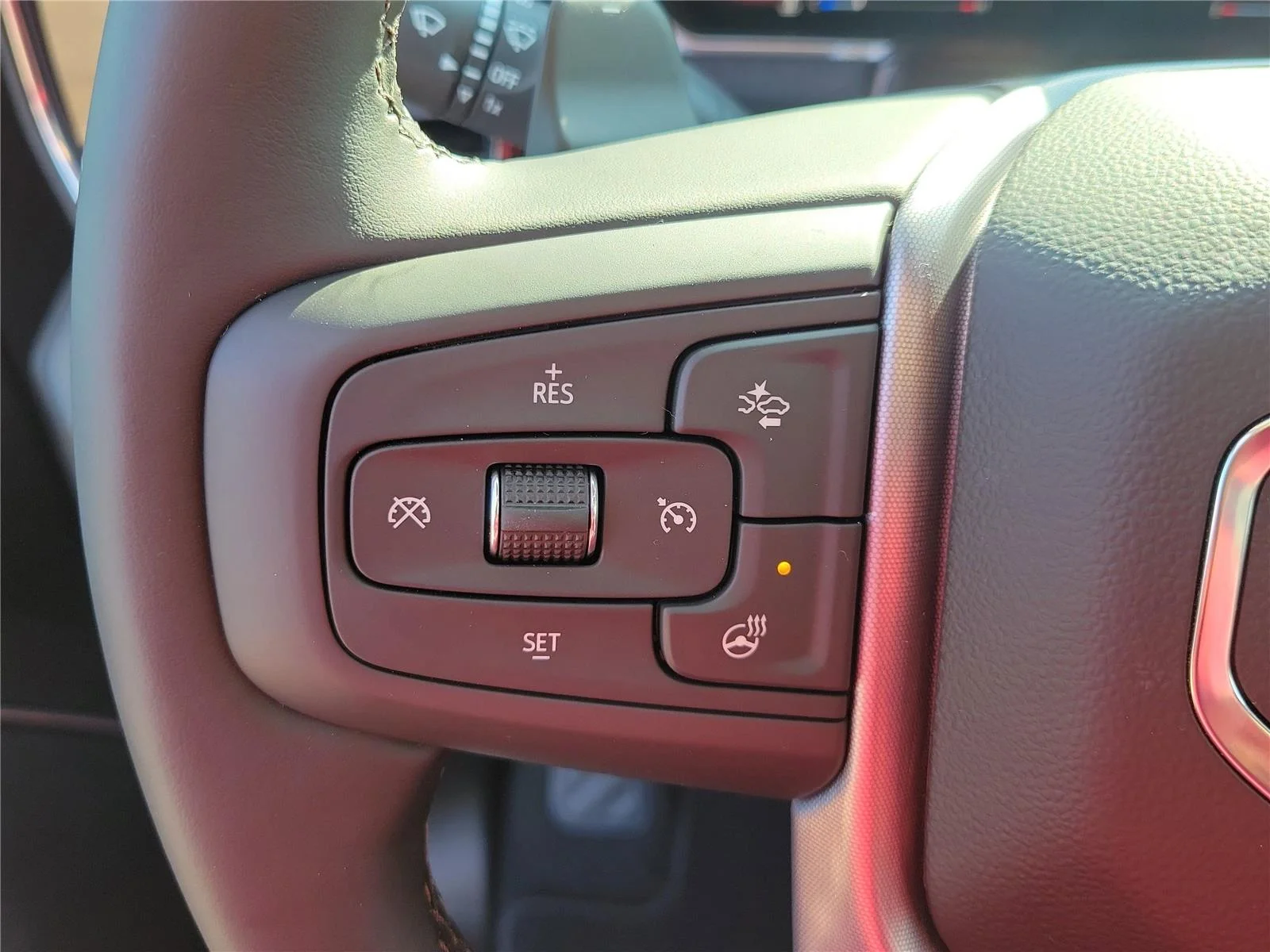 2026 GMC Sierra 1500 SLT - Photo 23