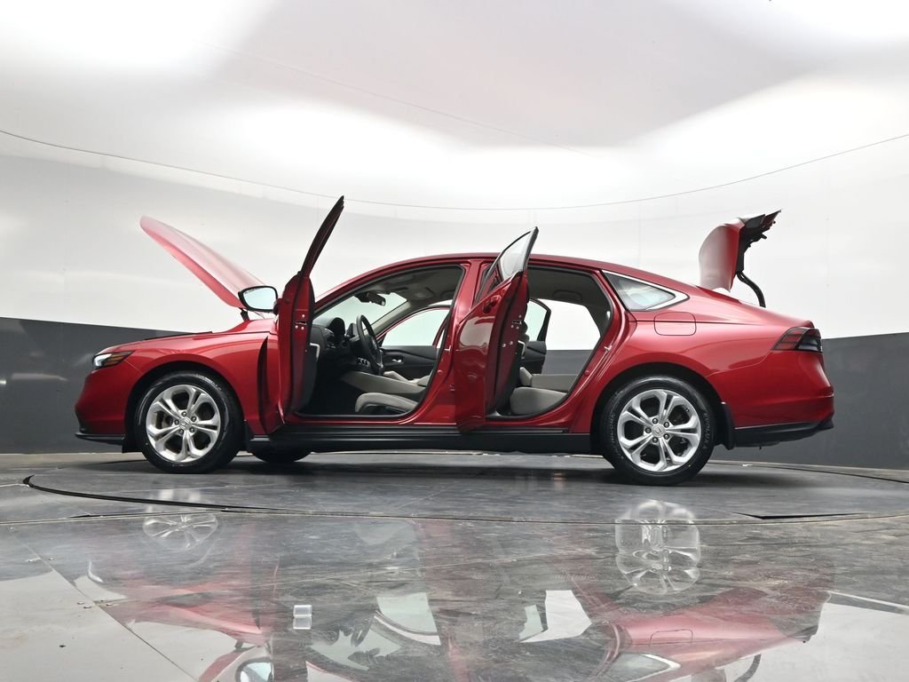 Used 2023  Honda LX image 43