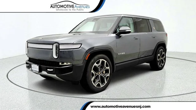 2024 Rivian R1S Adventure Dual-Motor Large Pack