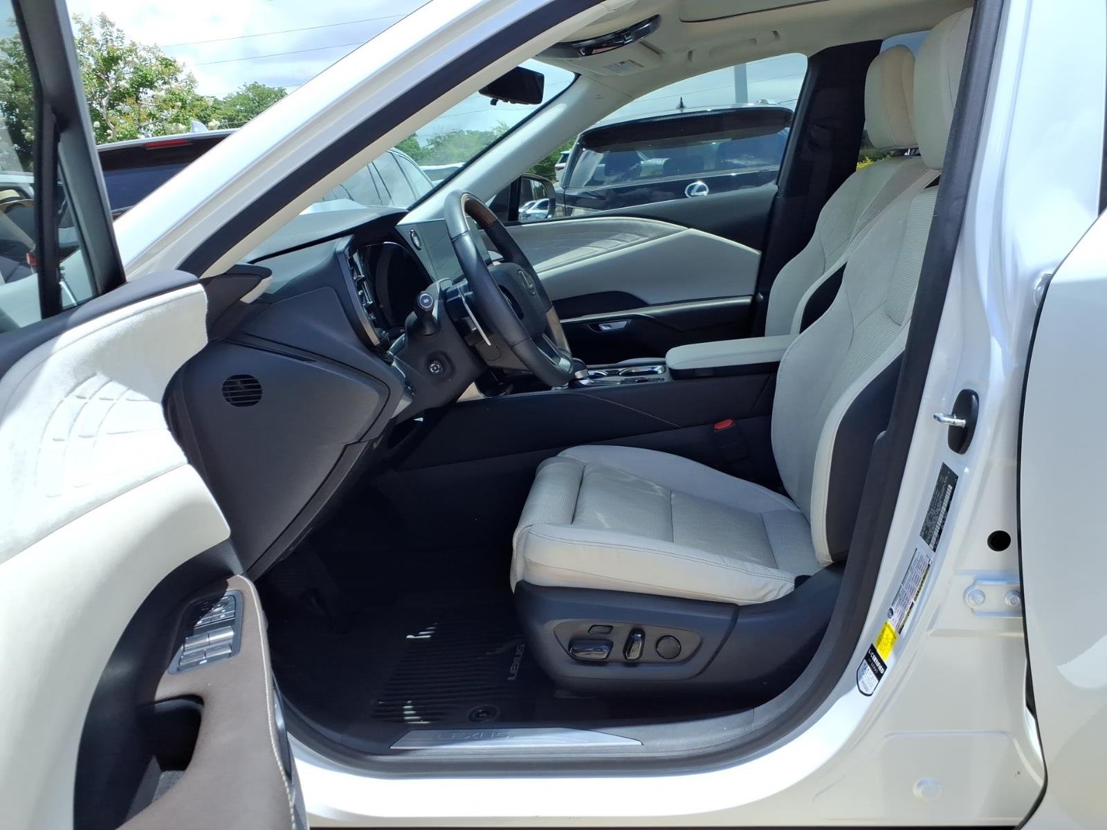 Certified Used 2023 Iridium Lexus Luxury image 13