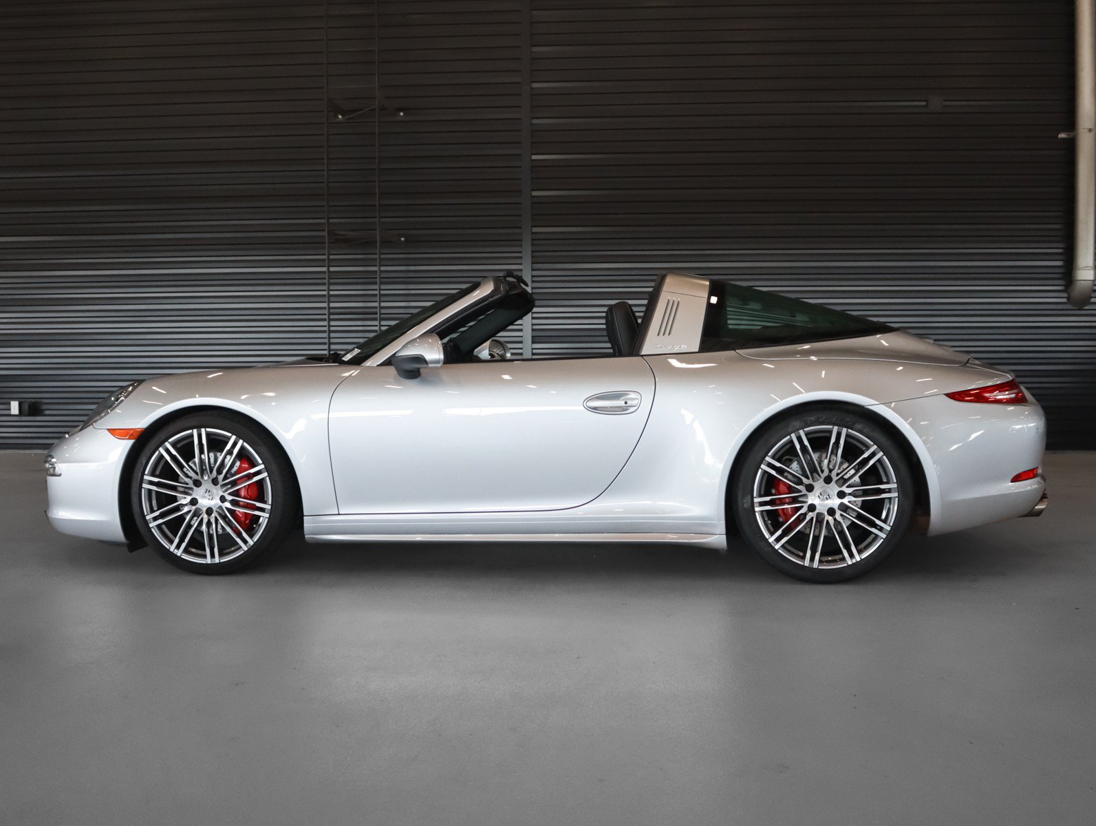 Certified Used 2015 Rhodium Silver Metallic Porsche Targa 4S image 2