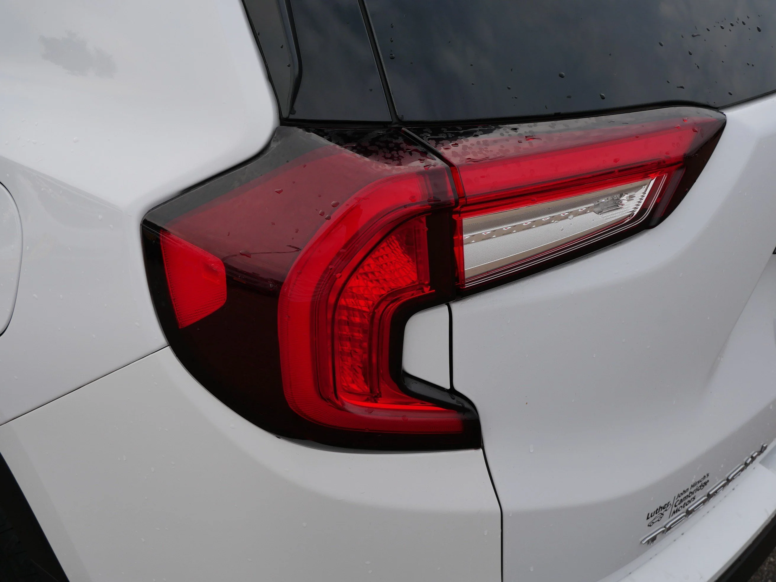 Used 2023 Summit White GMC AT4 image 17