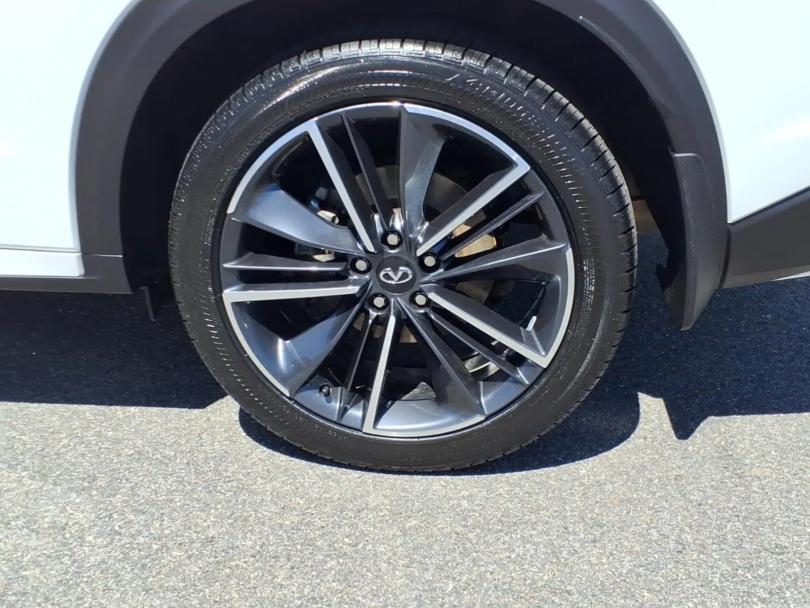 Certified Used 2023 Radiant White INFINITI SPORT image 9