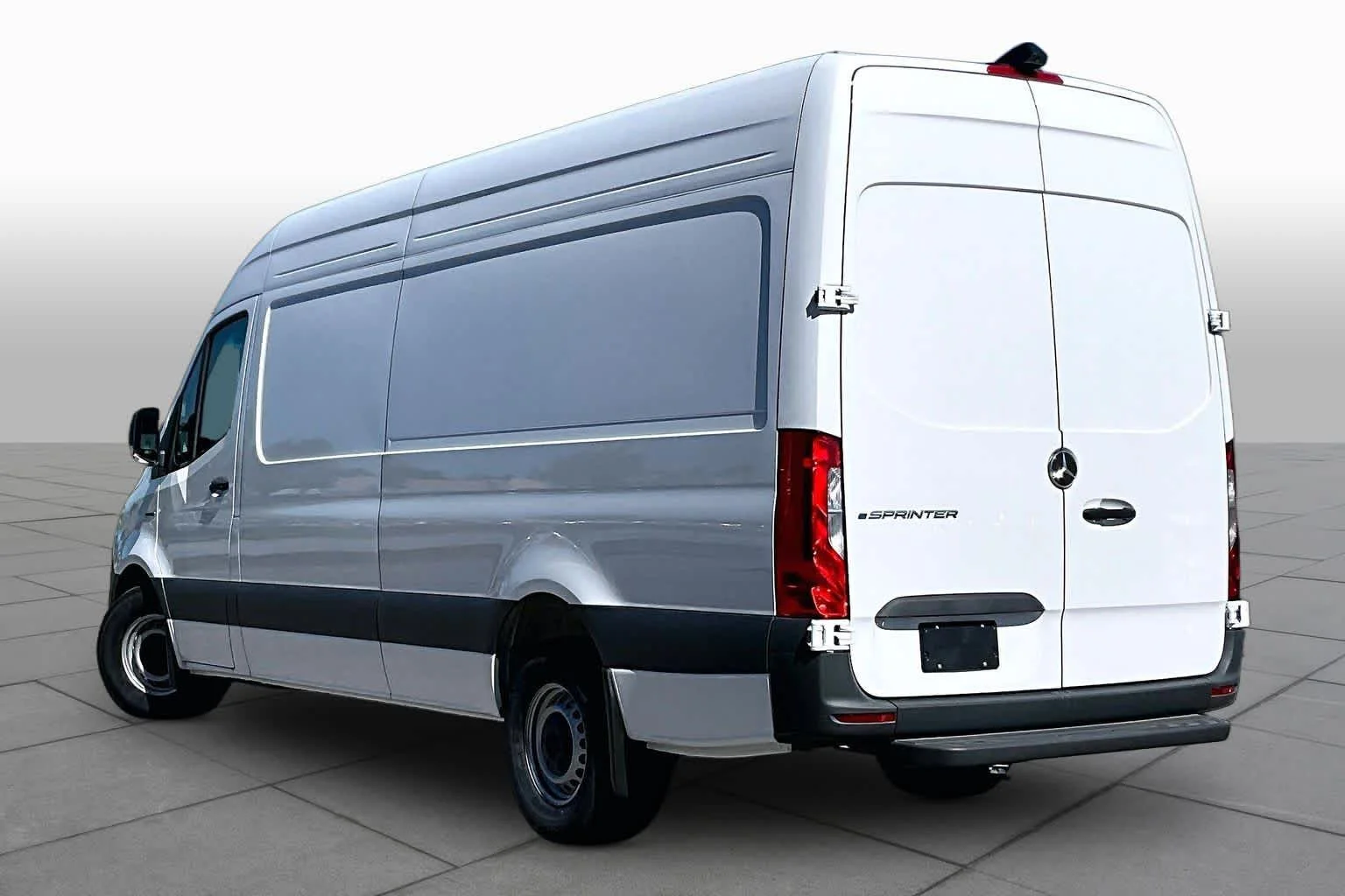 New 2025 Arctic White Mercedes-Benz  image 4