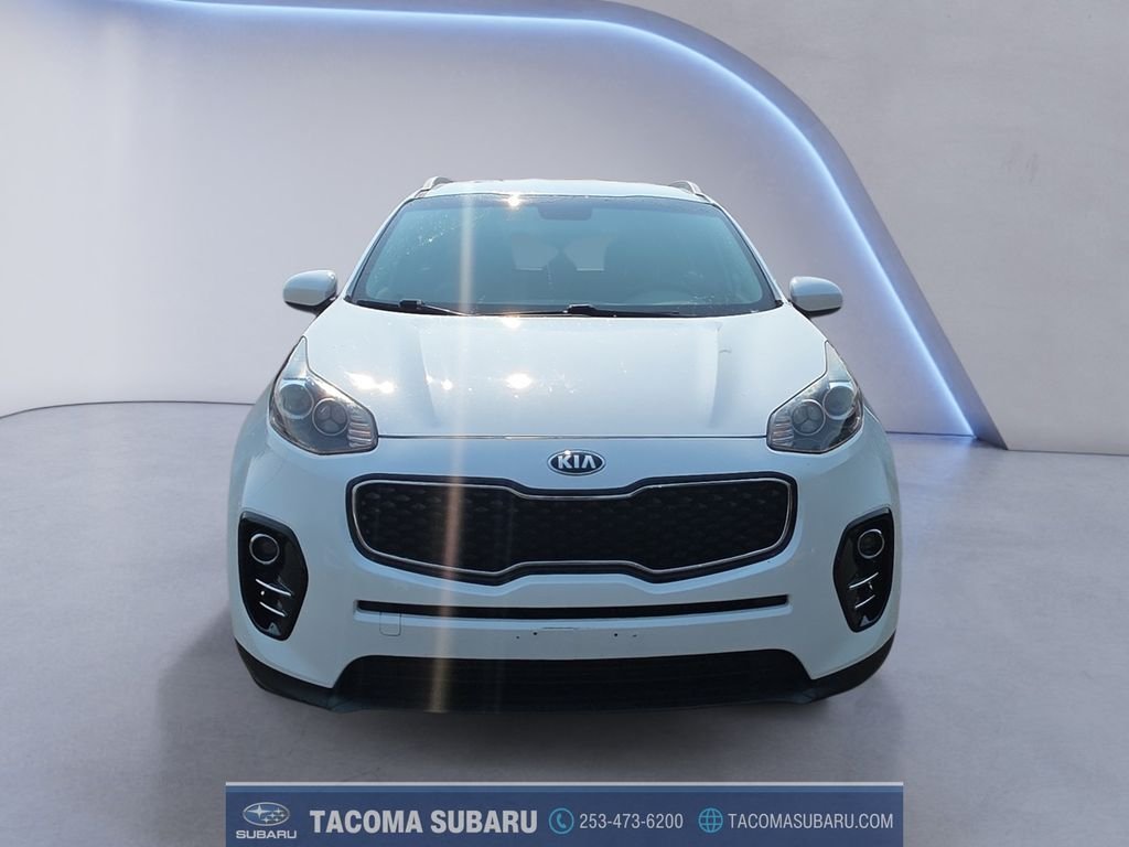 Used 2017 White Kia EX image 8