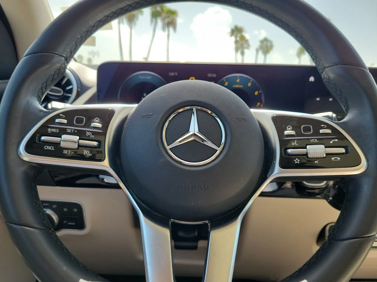 Certified Used 2023 Black Mercedes-Benz GLA 250 image 31