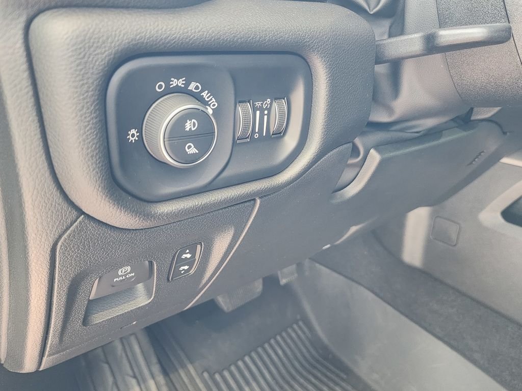 2025 RAM Ram 1500 Pickup Big Horn/Lone Star - Photo 18