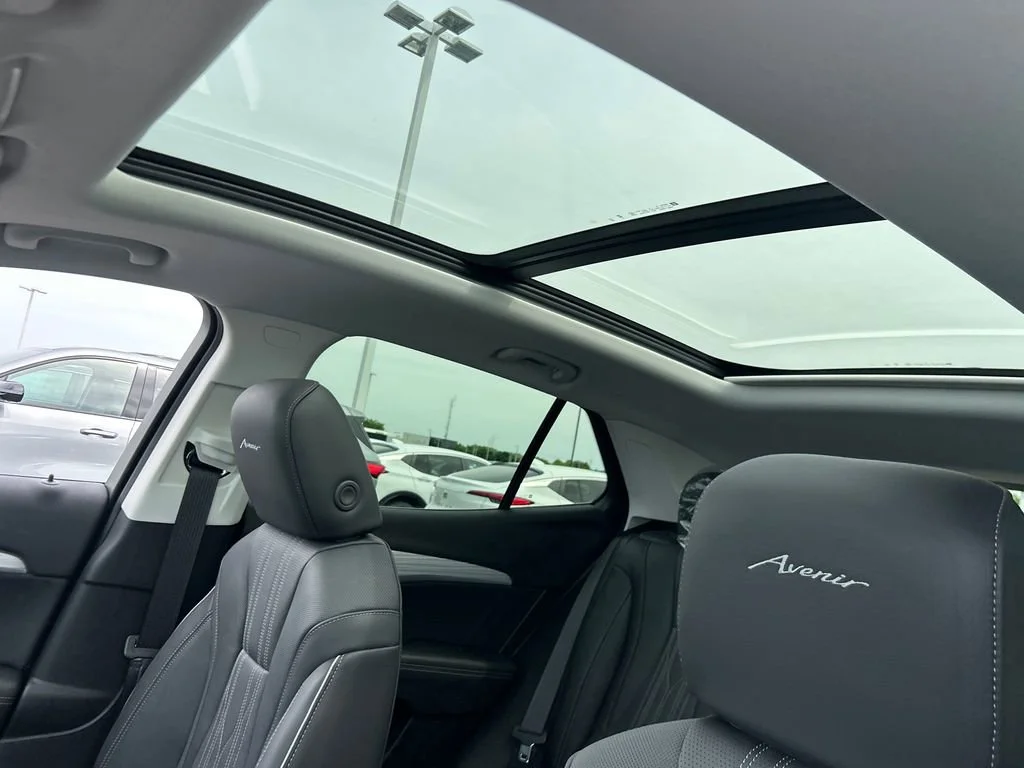 2026 Buick Envision Avenir - Photo 30