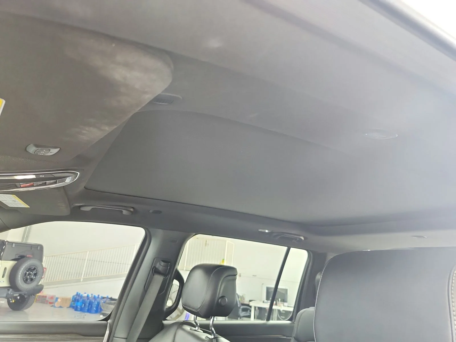 Used 2024 White Jeep Series III image 9