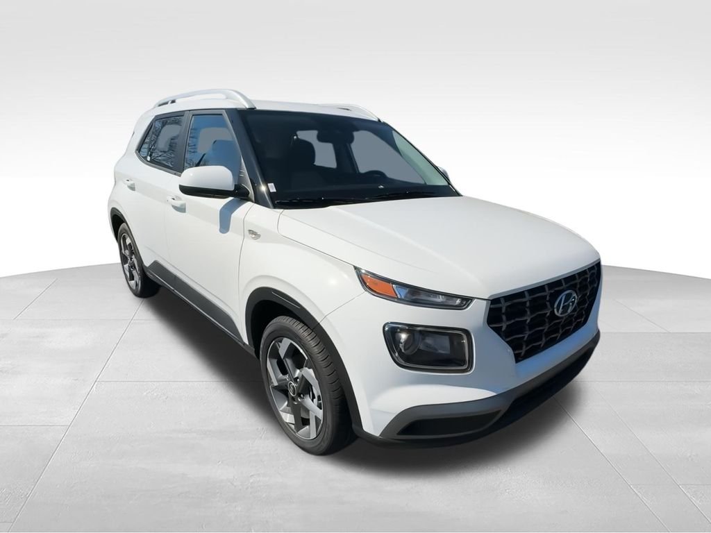 New 2026 White Hyundai SEL image 2