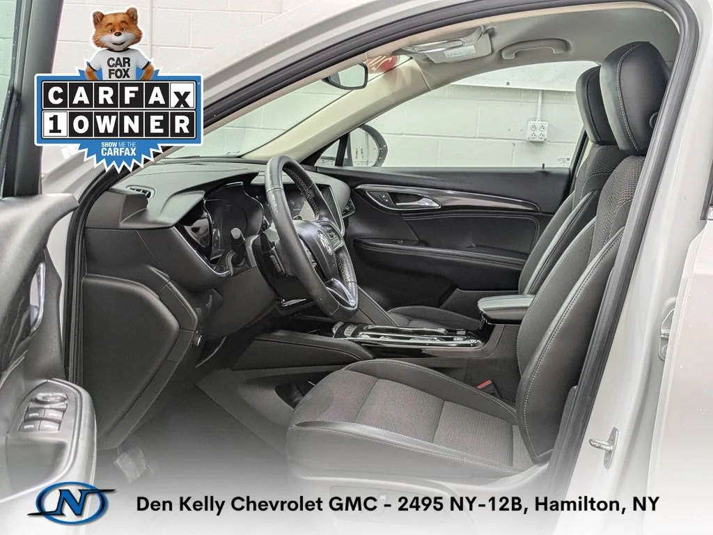 Used 2023 Summit White Buick Preferred image 3
