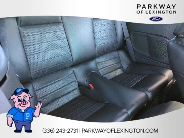 Used 2006  Ford GT Premium image 28