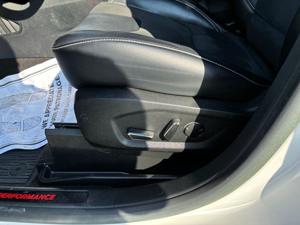 Used 2019 White Ford ST image 9