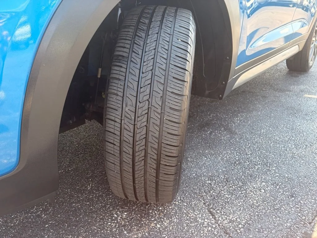 Used 2021 Aqua Blue Hyundai SEL image 11