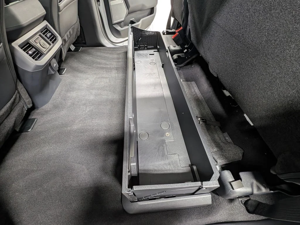 New 2026 Oxford White Ford F-250® Lariat® image 22