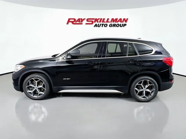 Used 2018 Black BMW xDrive28i image 4