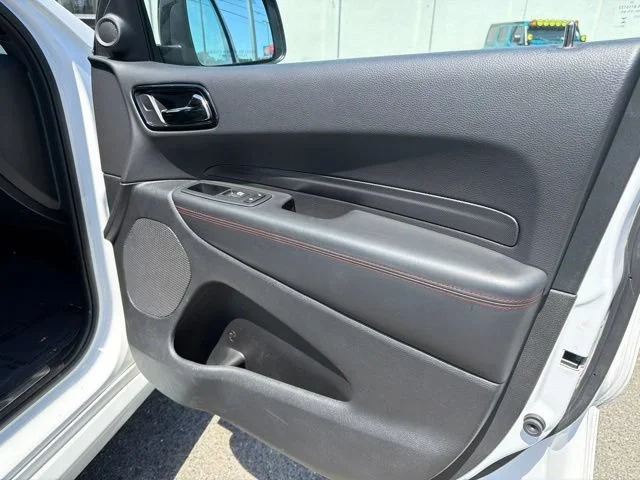 Used 2025 White Knuckle Clearcoat Dodge R/T Plus image 8