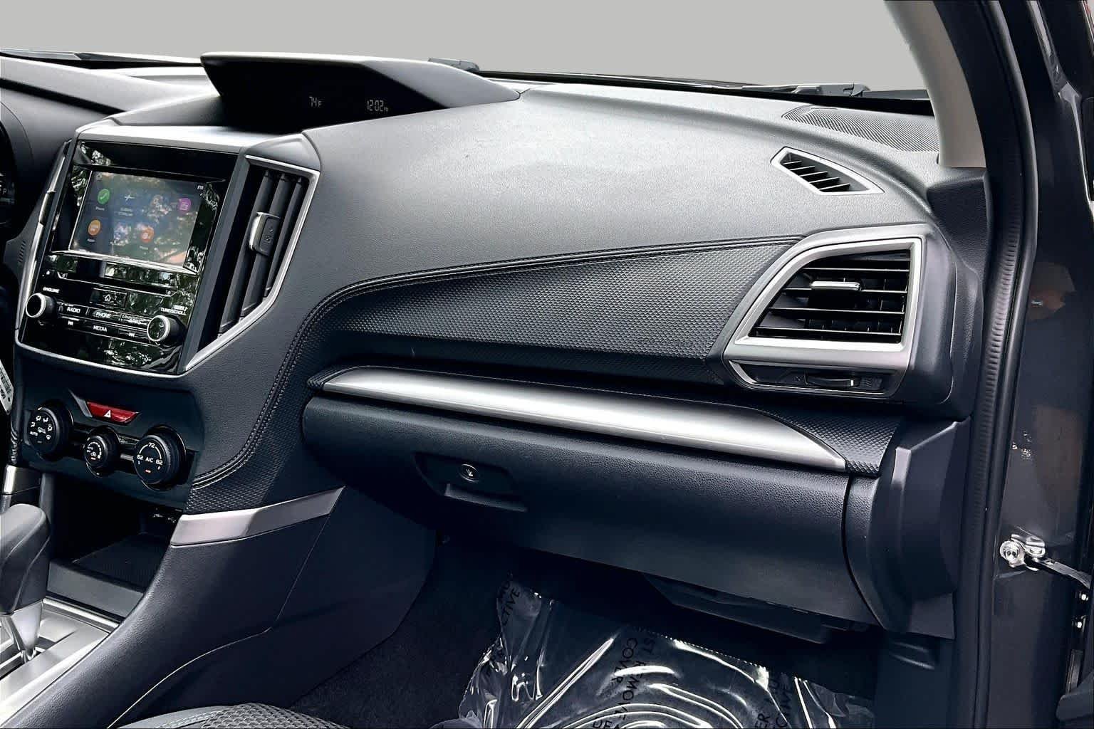 Used 2019 Dark Gray Metallic Subaru Premium image 19