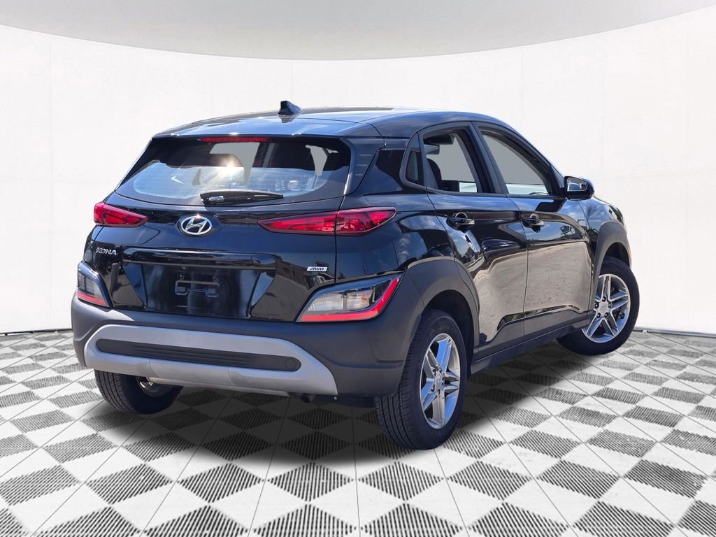 Certified Used 2022 Black Hyundai SE image 16