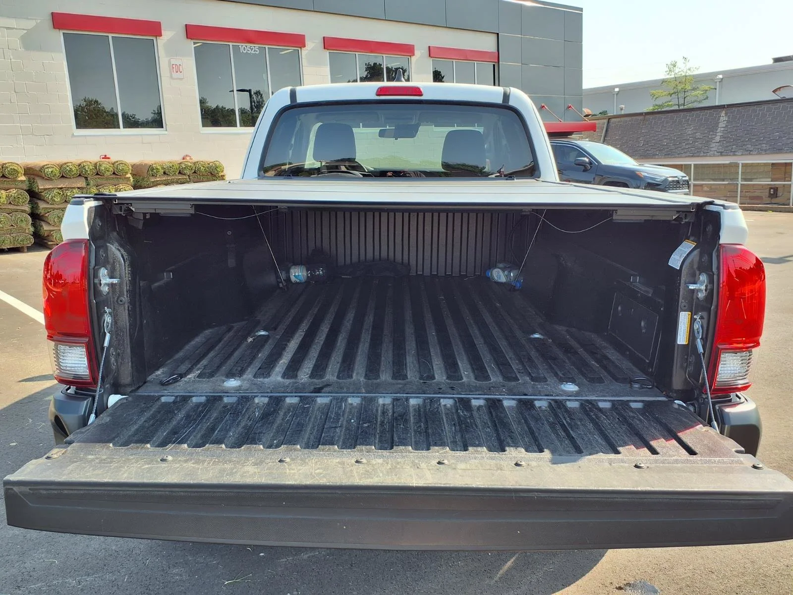 Certified Used 2022 White Toyota SR image 21