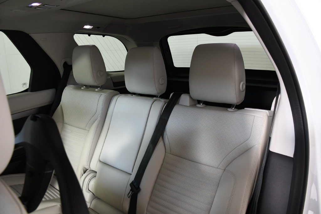 Certified Used 2026 Fuji White Land Rover Gemini Edition image 28
