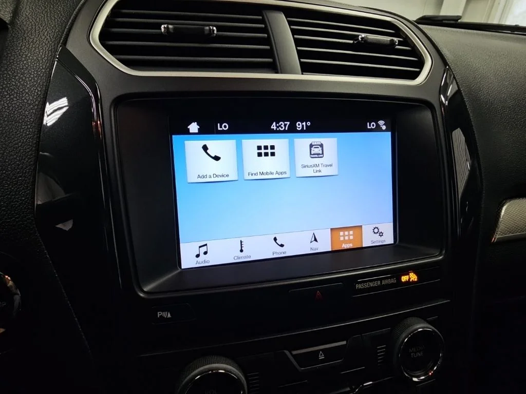Used 2018 Red Ford XLT image 19
