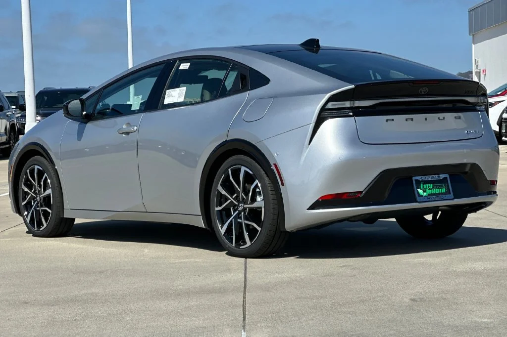 New 2027 Cutting Edge Toyota  XSE Premium image 6