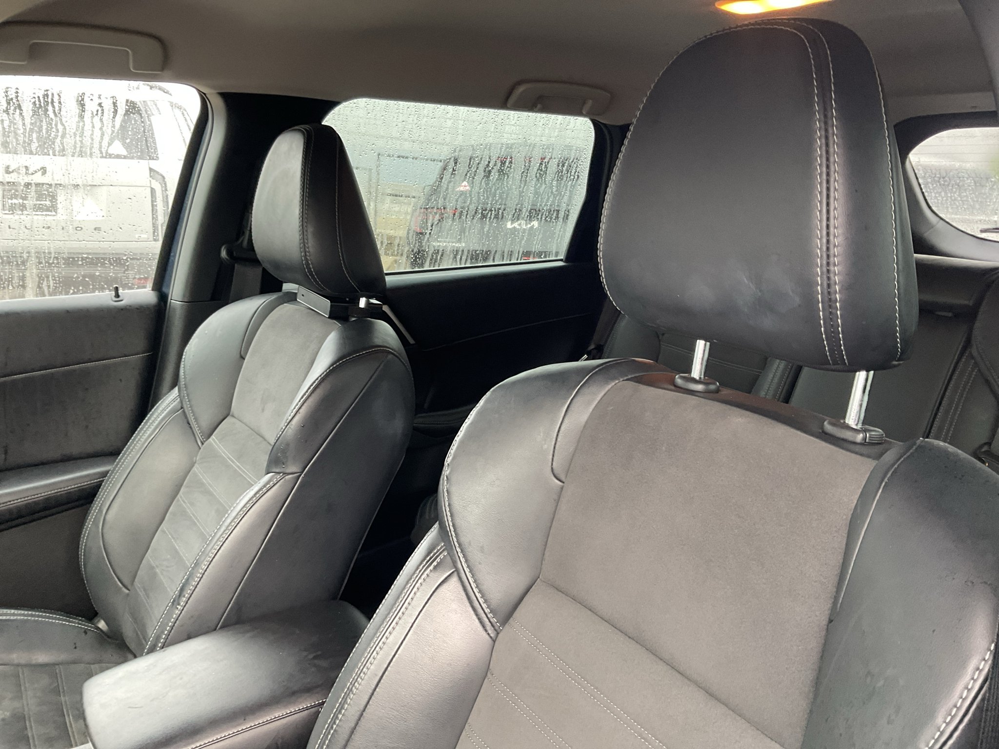 Used 2022 Cosmic Blue Metallic Mitsubishi SE image 8