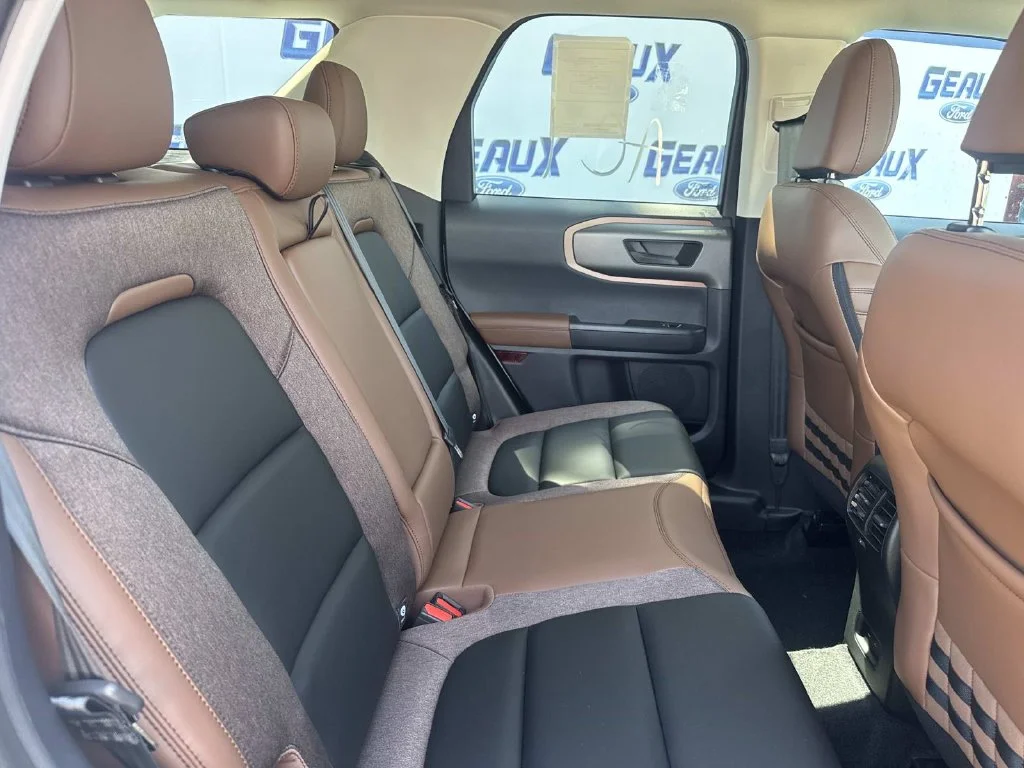 New 2026 Space White Metallic Ford Outer Banks® image 20