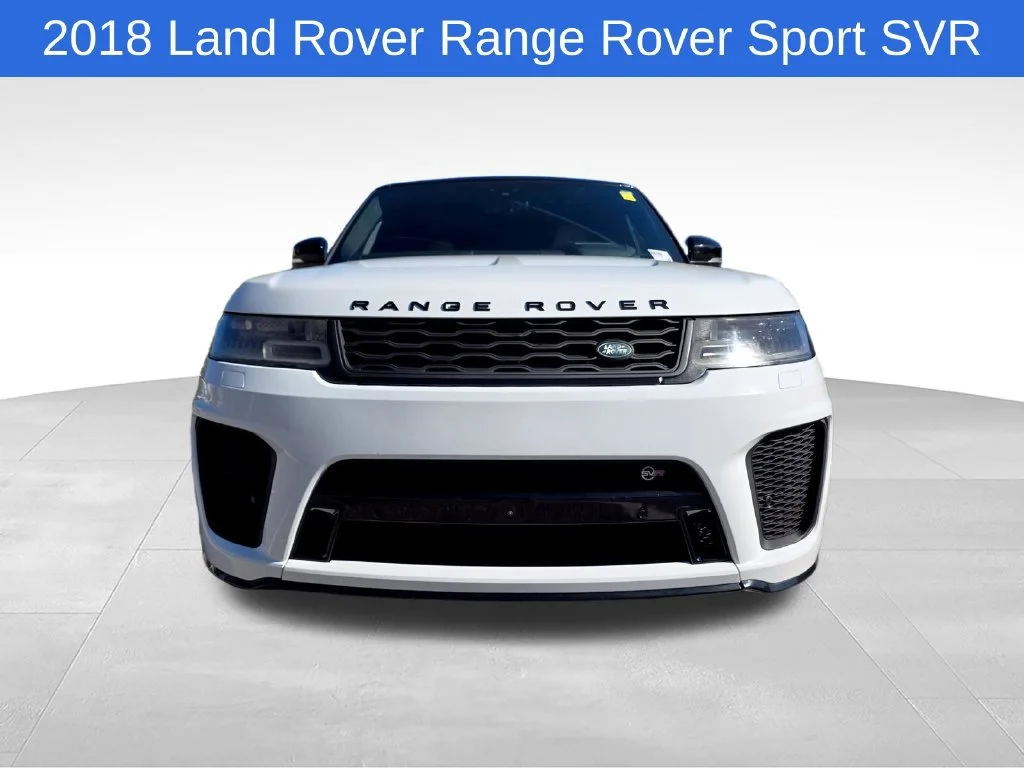 Used 2018 White Land Rover SVR image 9