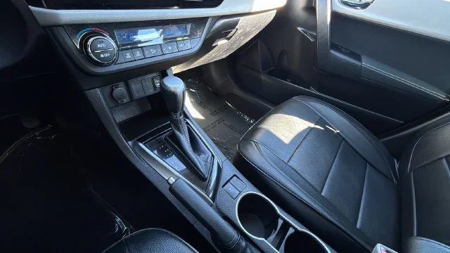Used 2016 Red Toyota LE image 14