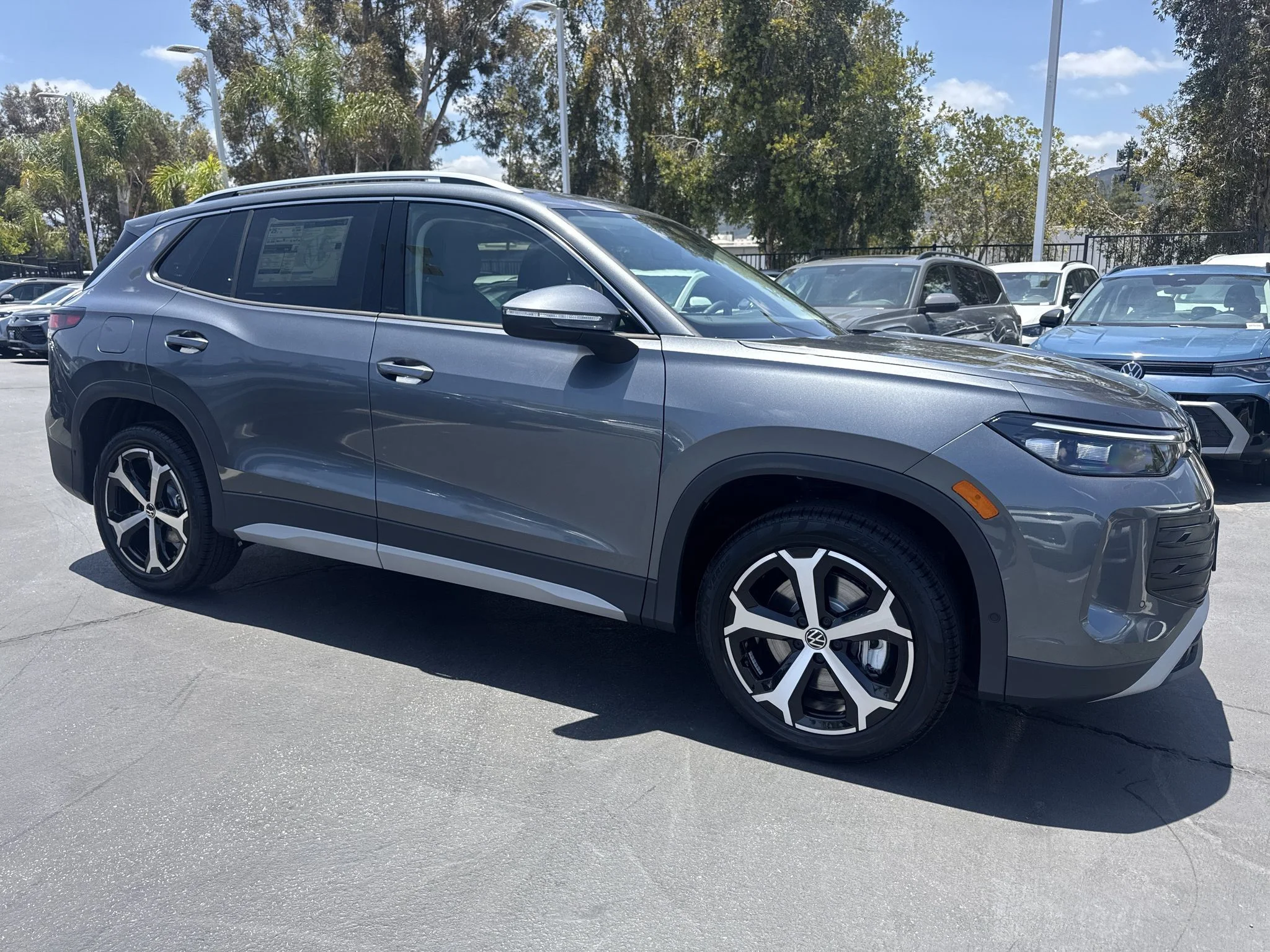 New 2026 Platinum Gray Metallic Volkswagen SE image 1