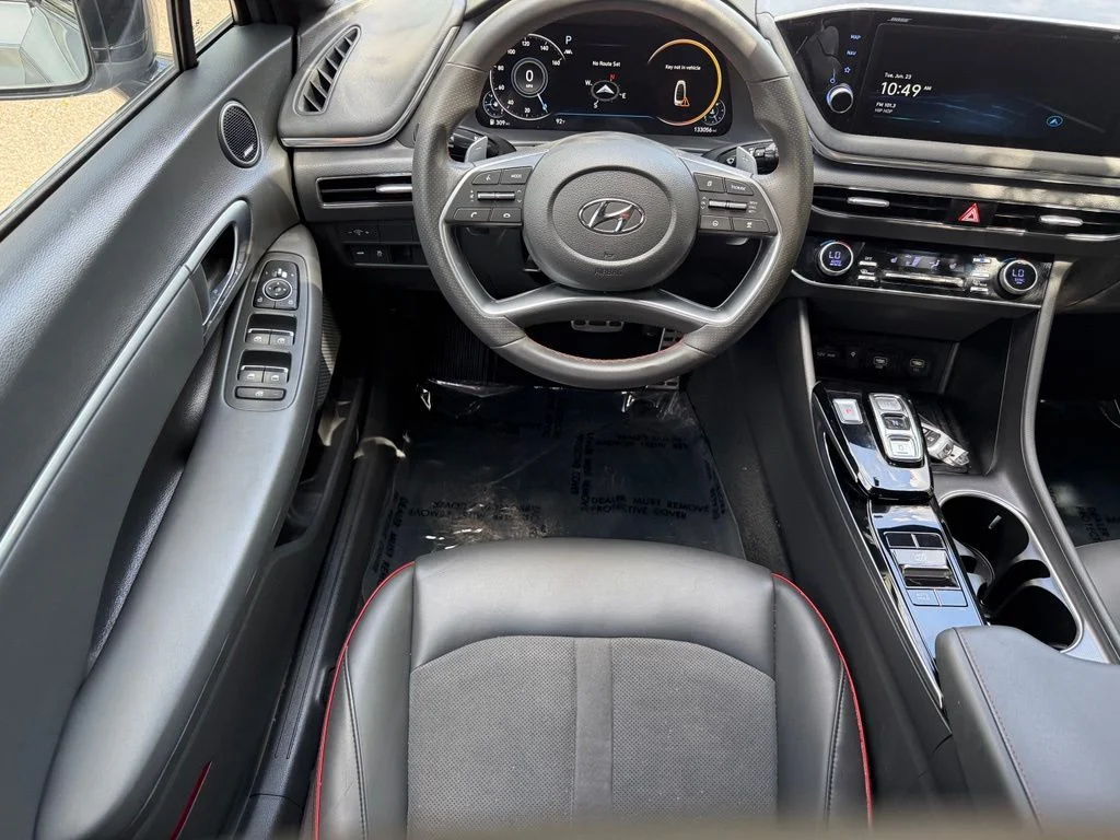 Used 2022 Shimmering Silver Hyundai SEL Plus image 14
