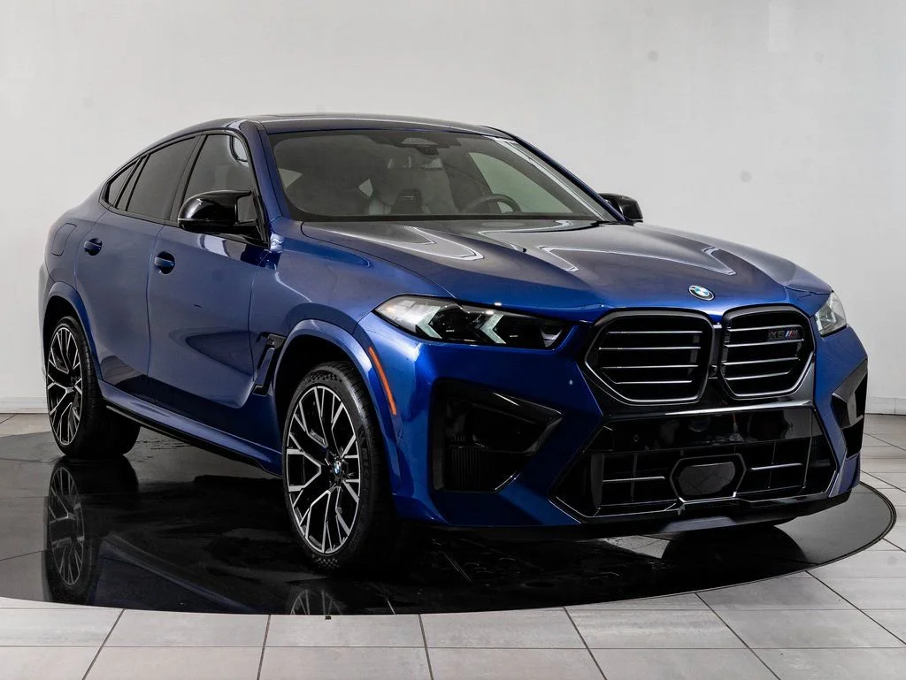 Used 2025 Marina Bay Blue Metallic BMW  image 12