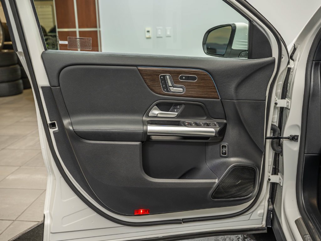 Used 2026 Polar White Mercedes-Benz GLA 250 image 24