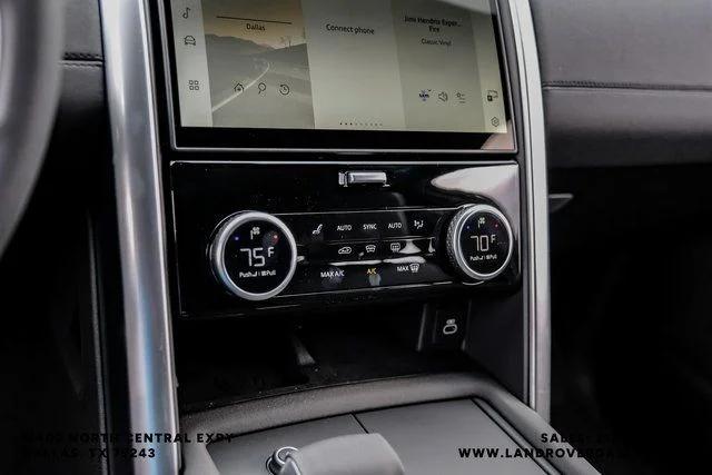 Used 2025 Santorini Black Metallic Land Rover S image 31
