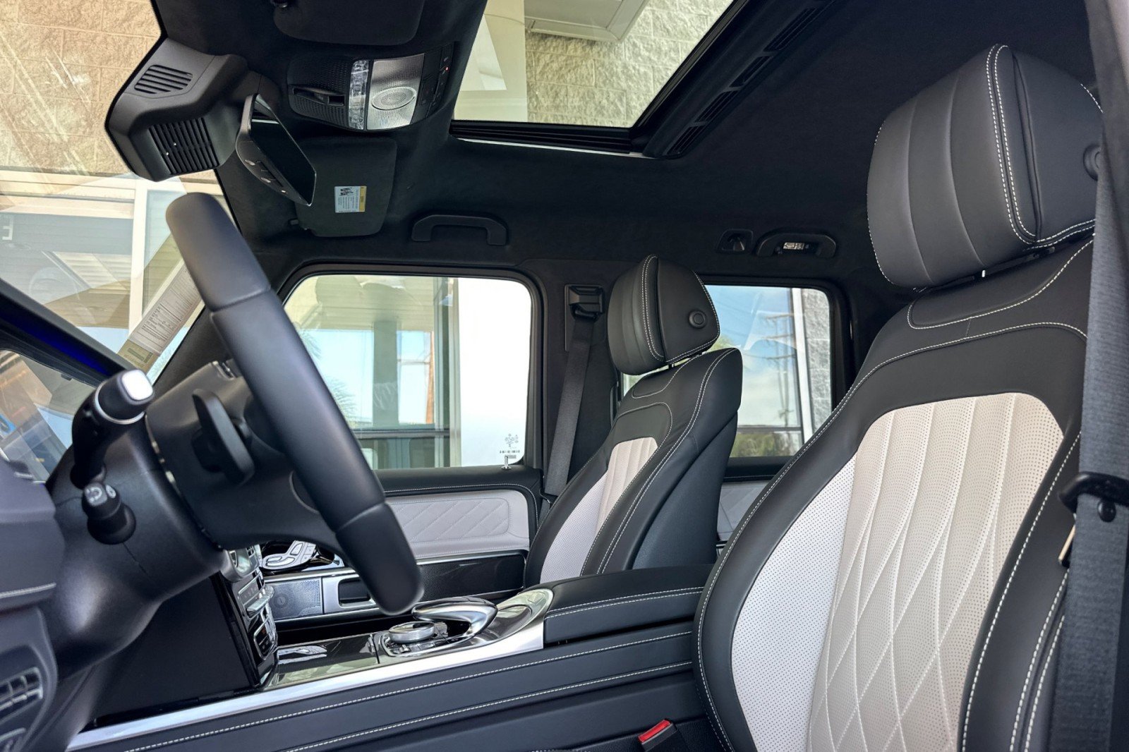 Used 2024 CHINA BLUE Mercedes-Benz G 550 image 5