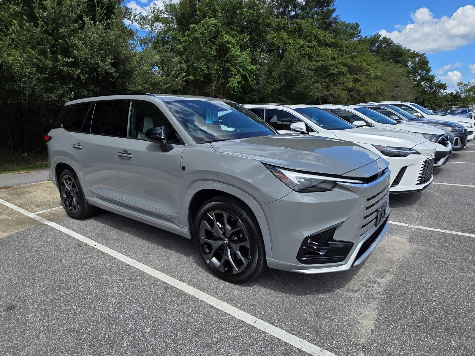 Certified Used 2025 Incognito Lexus 500h F SPORT Premium image 1
